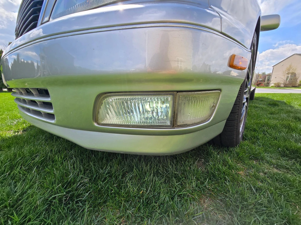 2000 Lexus LS 2nd Gen - Image 12 of 31