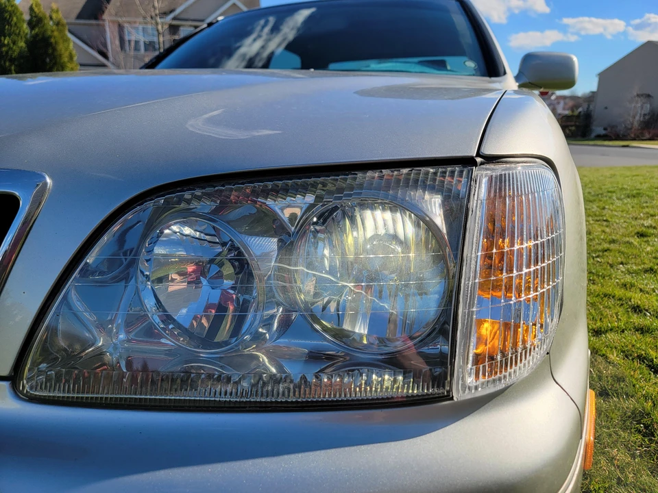 2000 Lexus LS 2nd Gen - Image 21 of 31