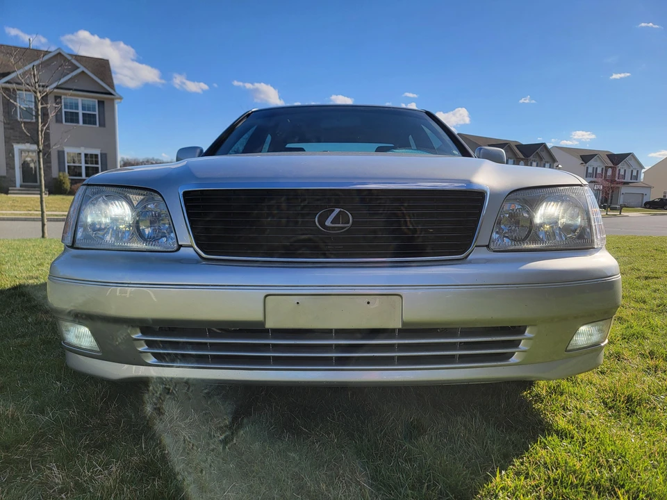 2000 Lexus LS 2nd Gen - Image 7 of 31