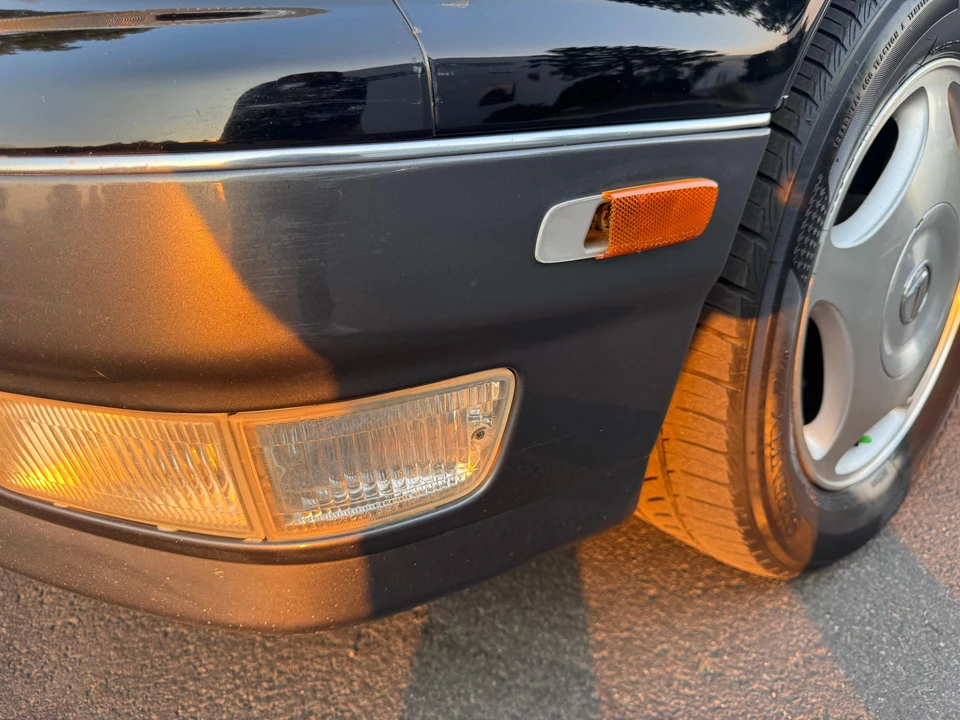 2000 Lexus LS 2nd Gen - Image 22 of 31