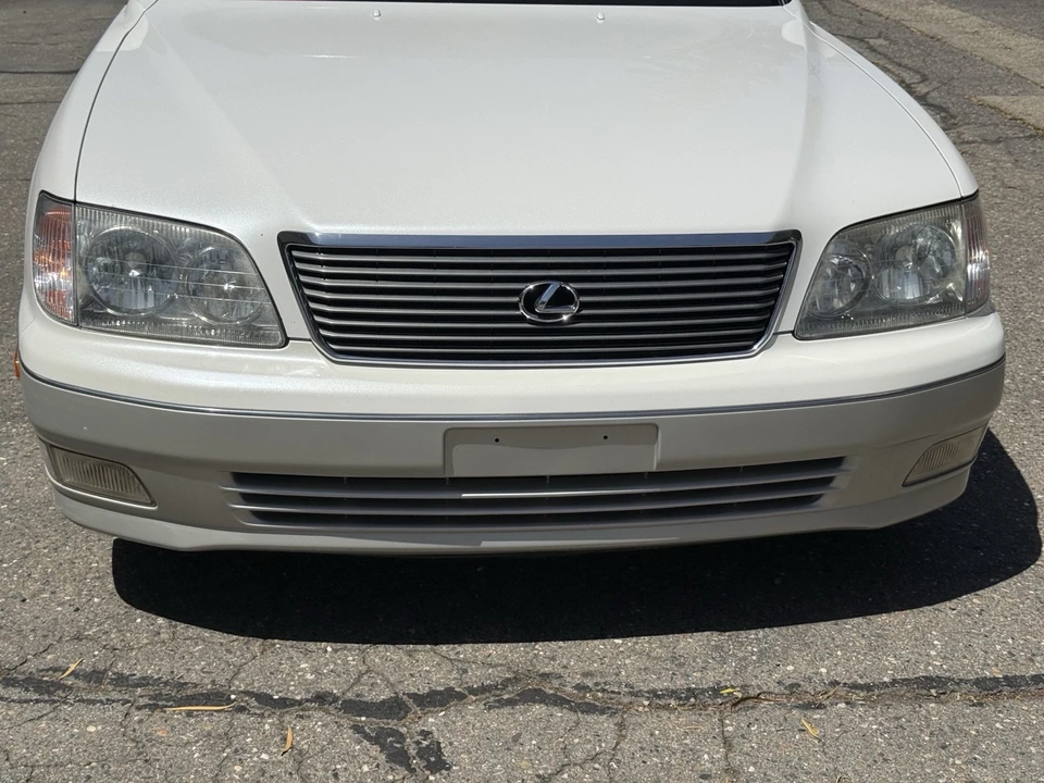 2000 Lexus LS 2nd Gen - Image 4 of 16