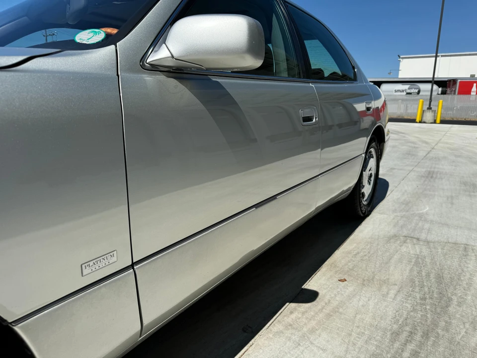 2000 Lexus LS 2nd Gen - Image 31 of 31