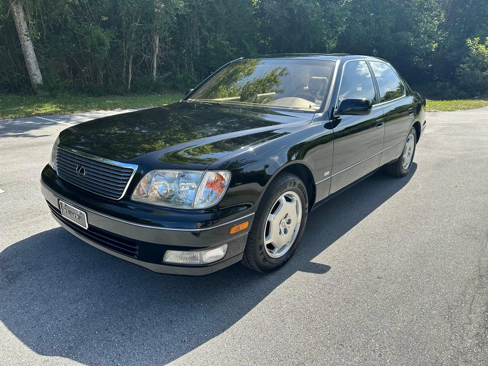 2000 Lexus LS 2nd Gen - Image 7 of 31