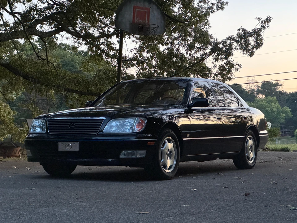 2000 Lexus LS 2nd Gen - Image 7 of 31