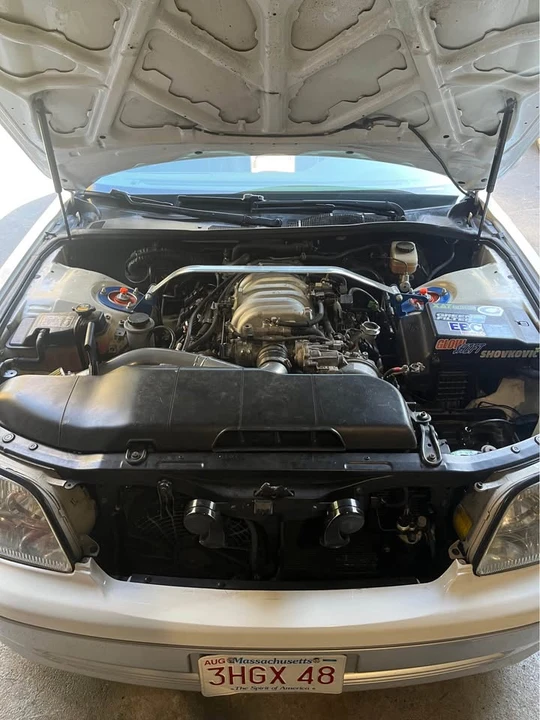 2000 Lexus LS 2nd Gen - Image 9 of 11