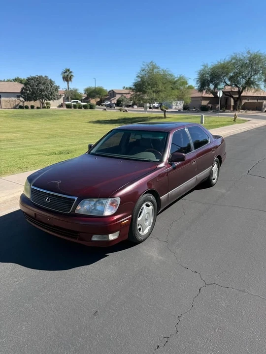 2000 Lexus LS 2nd Gen - Image 7 of 12
