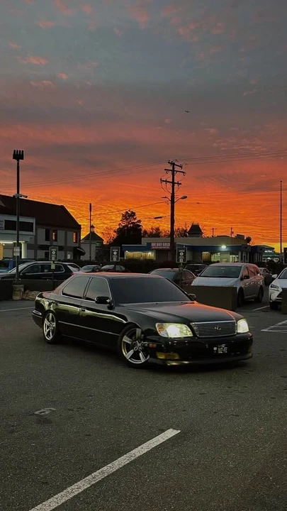 2000 Lexus LS 2nd Gen - Image 11 of 14