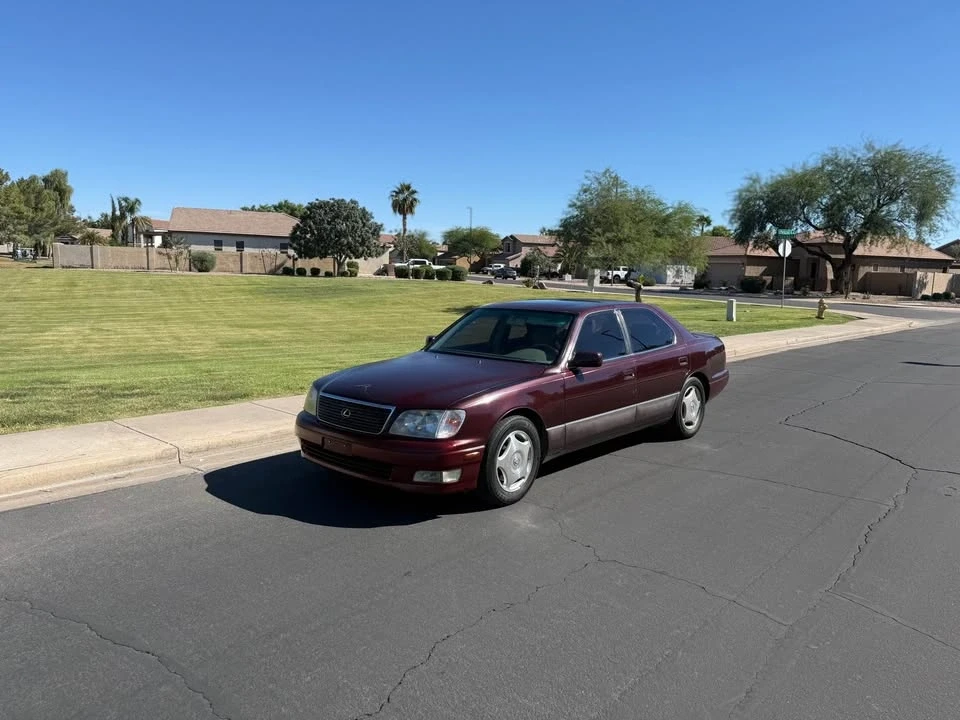 2000 Lexus LS 2nd Gen - Image 5 of 12