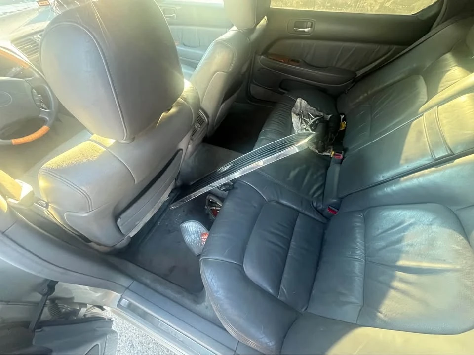 2000 Lexus LS 2nd Gen - Image 6 of 7