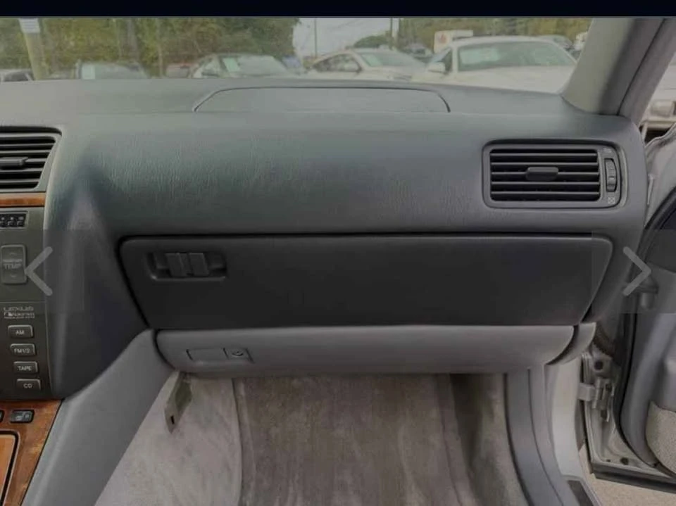 2000 Lexus LS 2nd Gen - Image 3 of 19