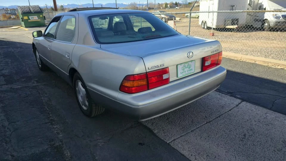 2000 Lexus LS 2nd Gen - Image 6 of 10