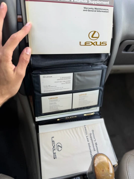 2000 Lexus LS 2nd Gen - Image 15 of 15