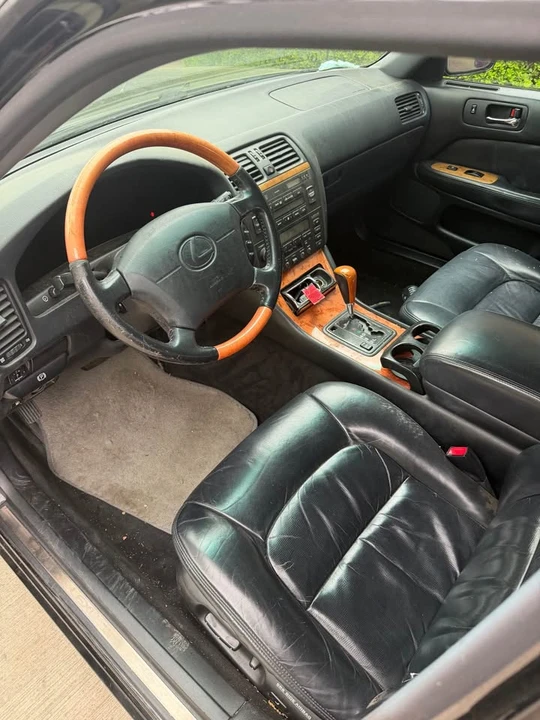 2000 Lexus LS 2nd Gen - Image 5 of 6