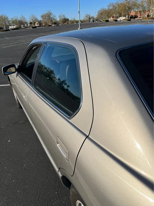2000 Lexus LS 2nd Gen - Image 7 of 18