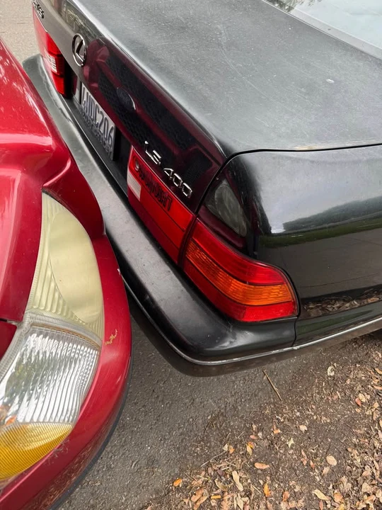 2000 Lexus LS 2nd Gen - Image 5 of 8