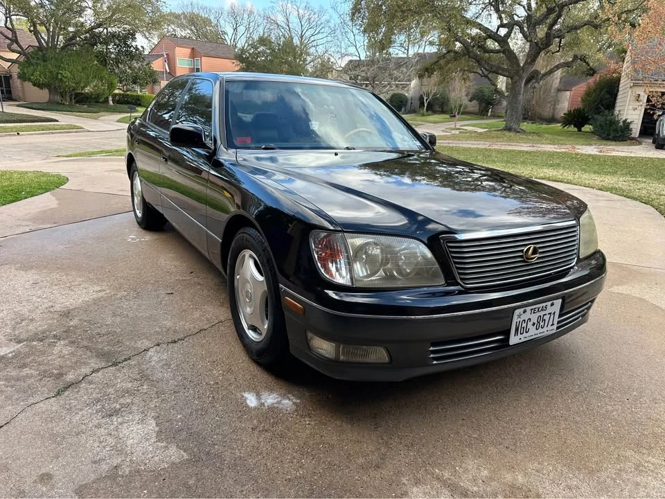 2000 Lexus LS 2nd Gen - Image 6 of 12
