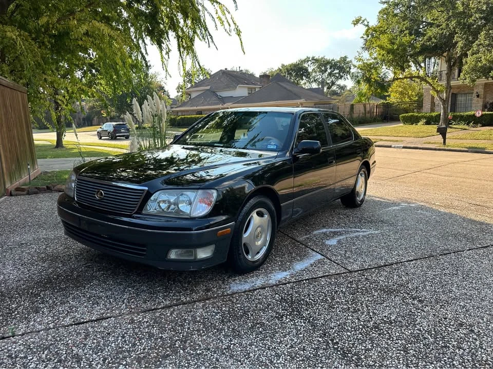 2000 Lexus LS 2nd Gen - Image 5 of 12