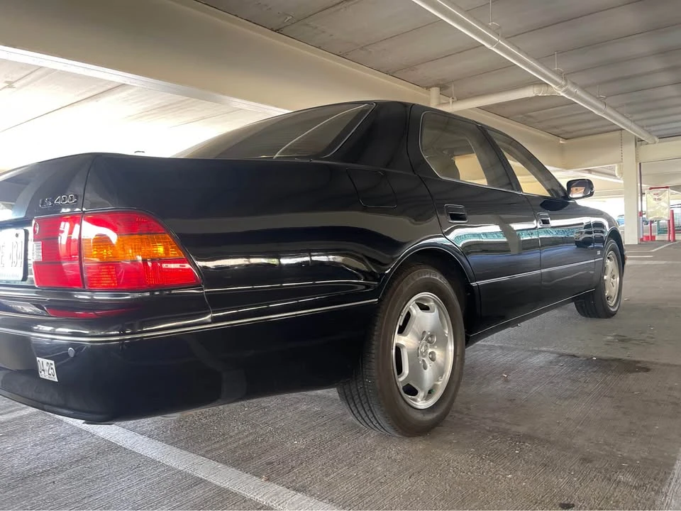 2000 Lexus LS 2nd Gen - Image 5 of 20