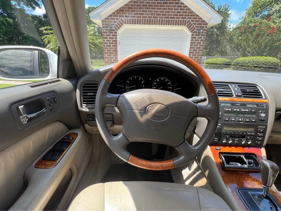 2000 Lexus LS 2nd Gen - Image 3 of 13