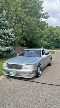 2000 Lexus LS 400 Sedan 4D