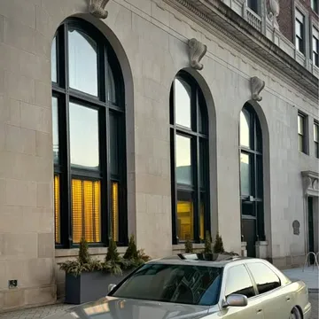 2000 Lexus LS 400 Sedan 4D
