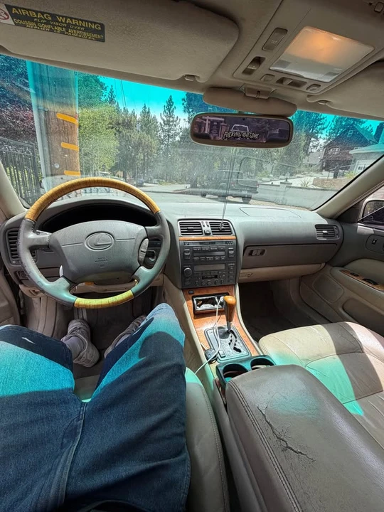 2000 Lexus LS 2nd Gen - Image 3 of 7