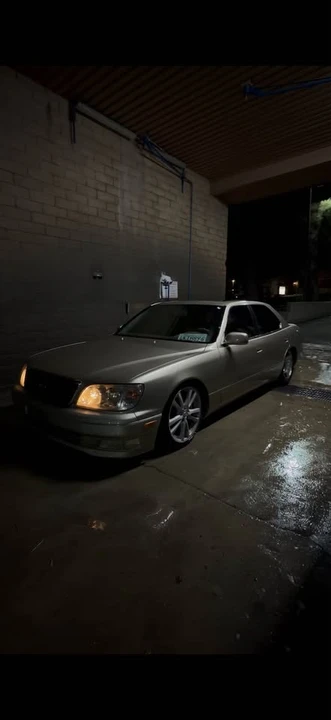 2000 Lexus LS 2nd Gen - Image 7 of 7