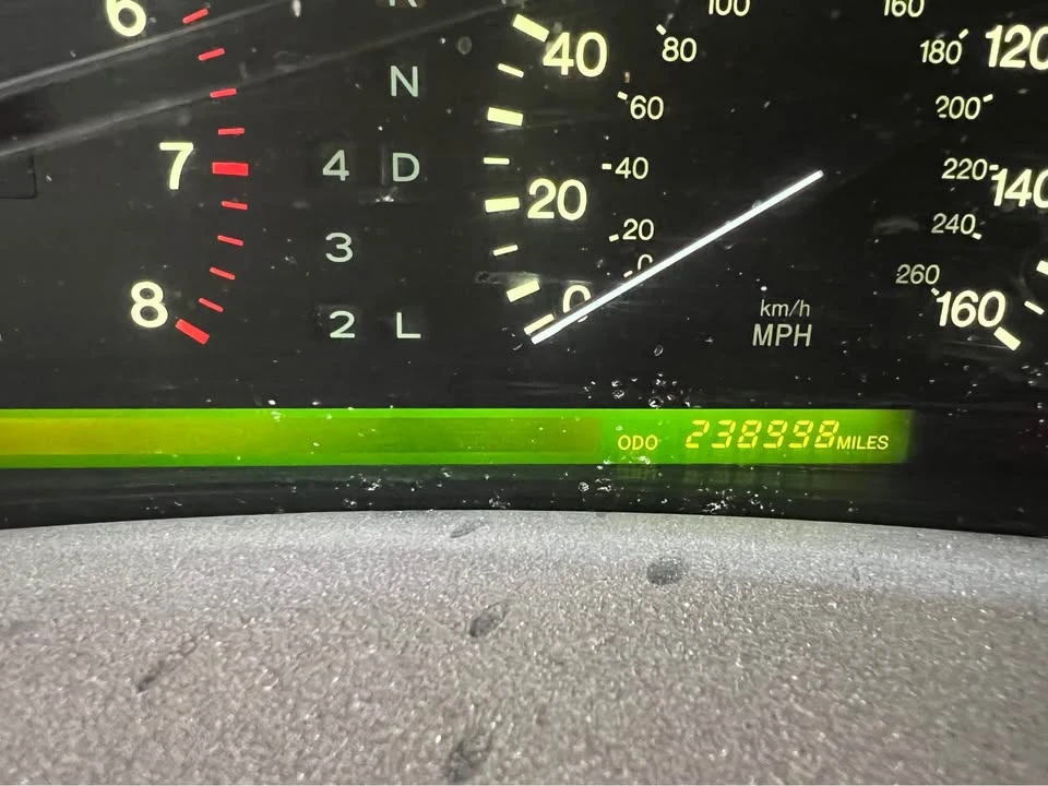 2000 Lexus LS 2nd Gen - Image 7 of 20