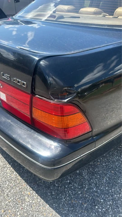 2000 Lexus LS 2nd Gen - Image 6 of 11