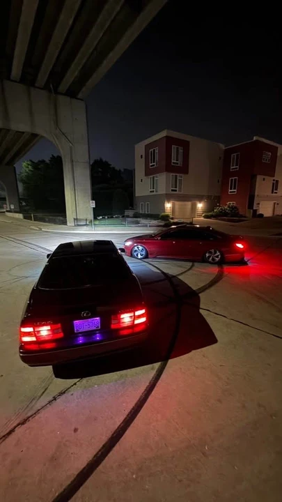 2000 Lexus LS 2nd Gen - Image 4 of 8