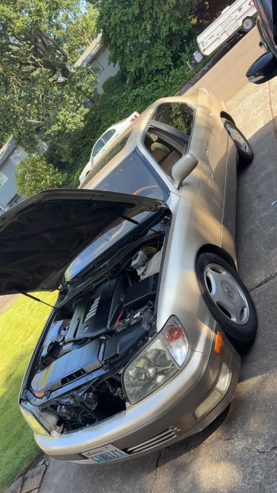 2000 Lexus LS 2nd Gen - Image 10 of 10