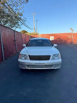 2000 Lexus LS 400 Platinum Series Edition