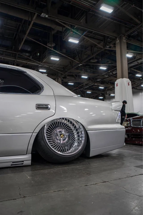 2000 Lexus LS 2nd Gen - Image 5 of 18