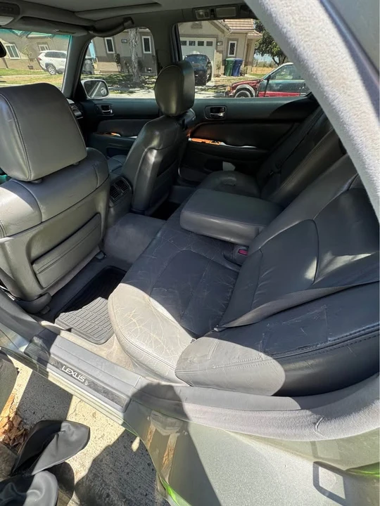 2000 Lexus LS 2nd Gen - Image 5 of 9