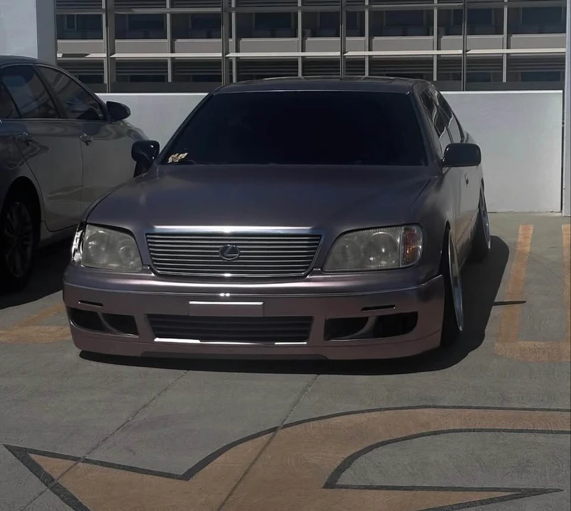 2000 Lexus LS 2nd Gen - Image 4 of 4