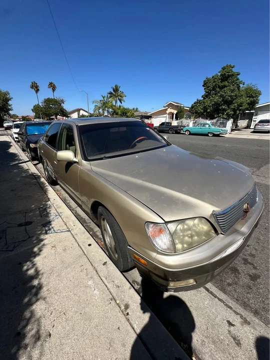 2000 Lexus LS 2nd Gen - Image 3 of 6