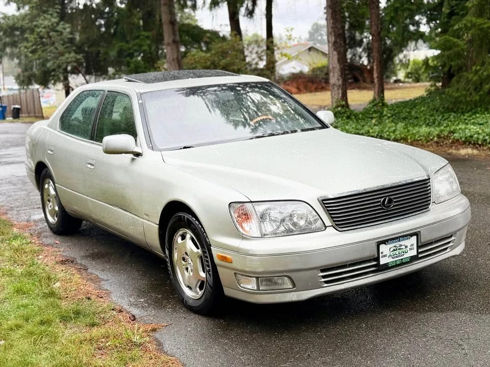 2000 Lexus LS 2nd Gen - Image 7 of 16