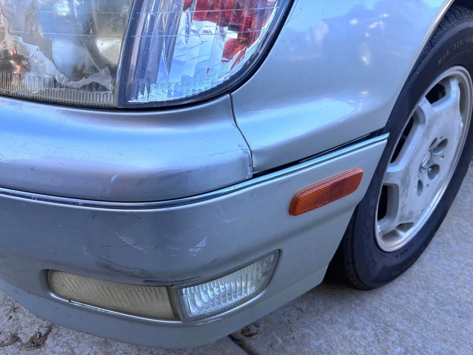 2000 Lexus LS 2nd Gen - Image 5 of 11