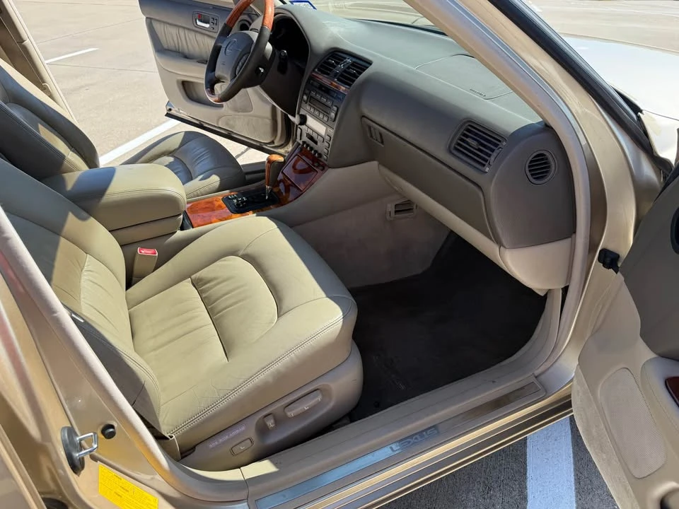 2000 Lexus LS 2nd Gen - Image 7 of 20