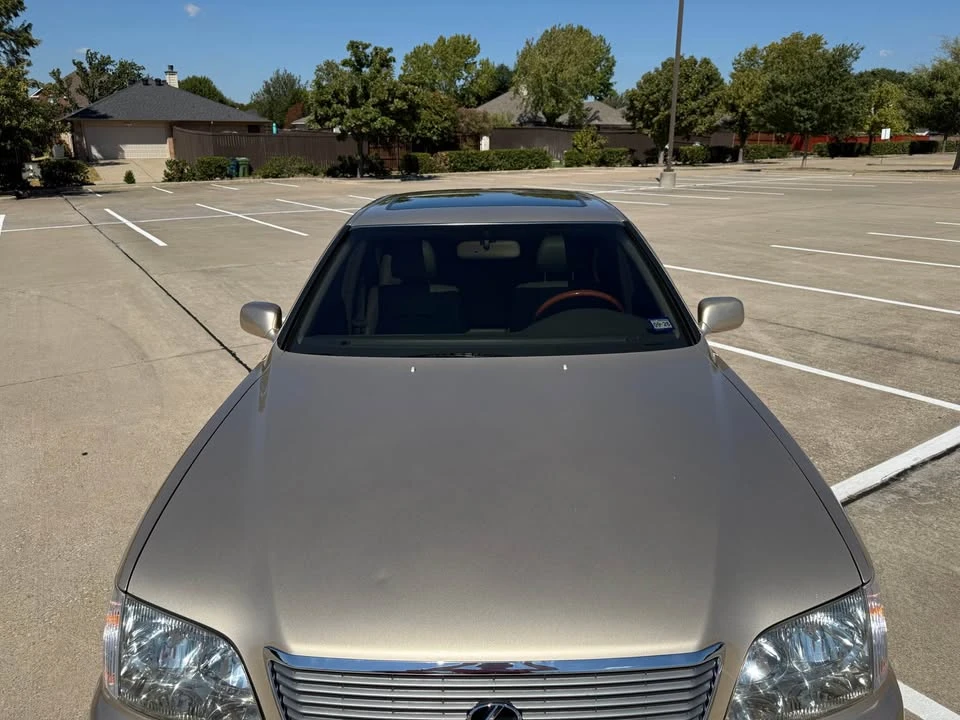 2000 Lexus LS 2nd Gen - Image 17 of 20
