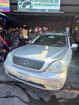 2000 Lexus LS 430 Sedan 4D