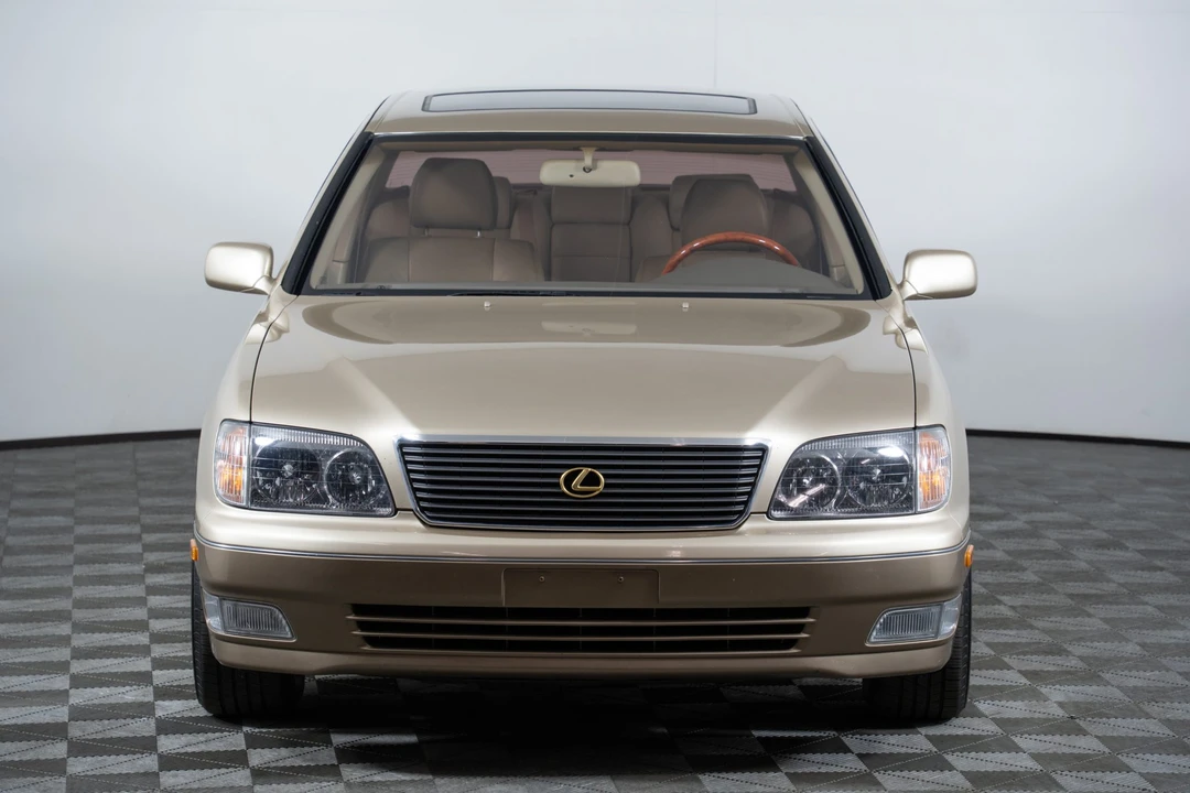 2000 Lexus LS 2nd Gen - Image 7 of 31