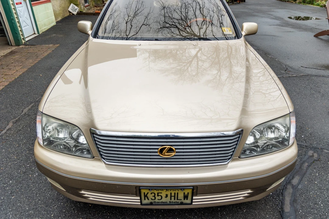 2000 Lexus LS 2nd Gen - Image 8 of 31