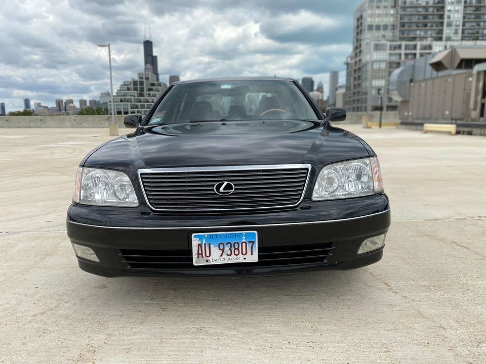 2000 Lexus LS 2nd Gen - Image 5 of 17