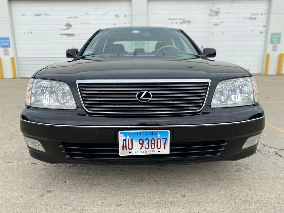 2000 Lexus LS 2nd Gen - Image 4 of 17
