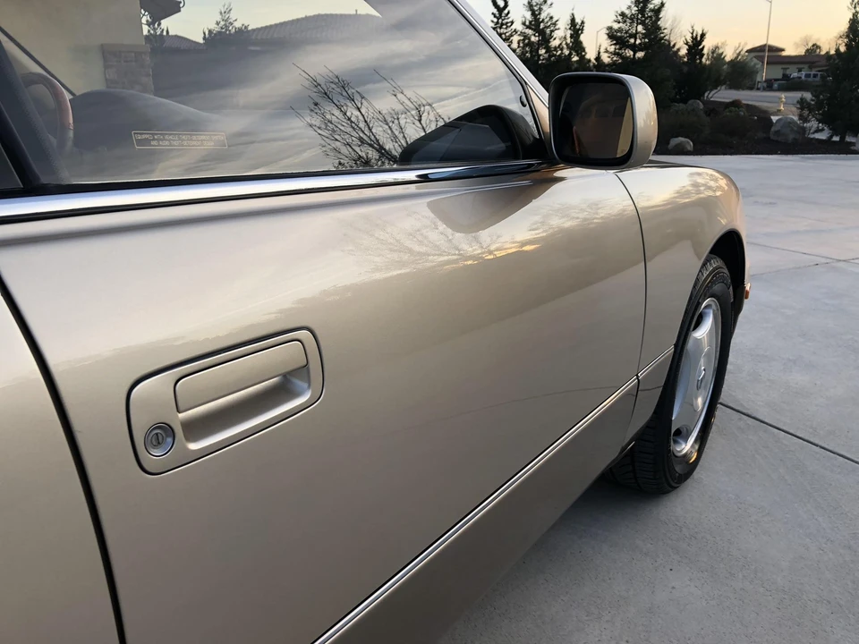 2000 Lexus LS 2nd Gen - Image 25 of 31