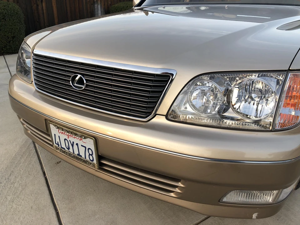 2000 Lexus LS 2nd Gen - Image 27 of 31