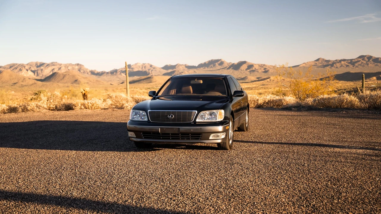 2000 Lexus LS 2nd Gen - Image 6 of 31