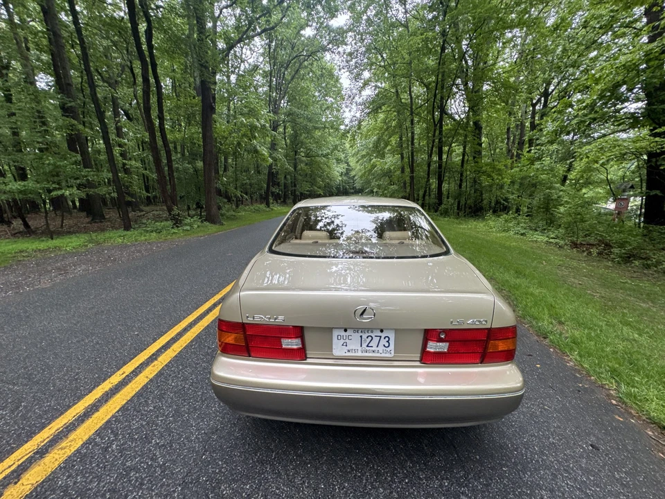 2000 Lexus - Image 25 of 31