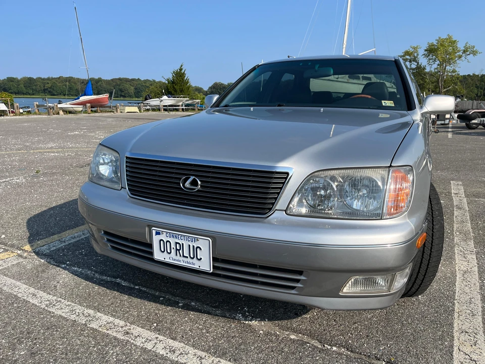 2000 Lexus LS 2nd Gen - Image 8 of 31